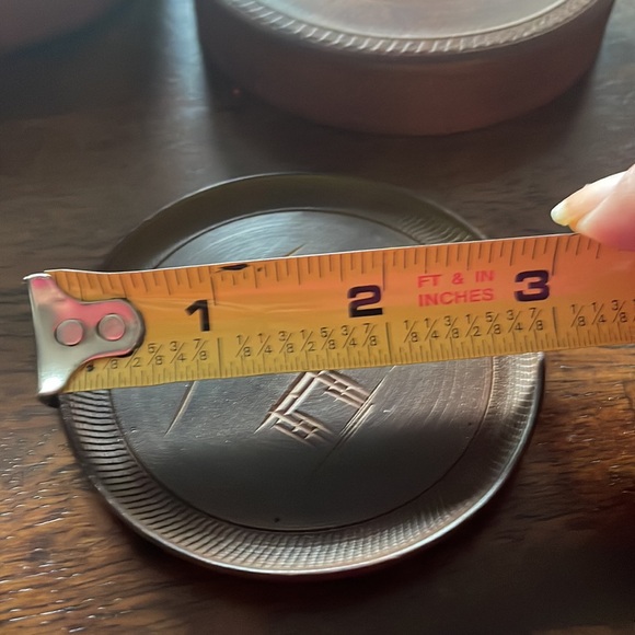 Vintage Round Teak Wood Hand Carved Miyajima Satsuma Japanese coaster set - Picture 4 of 6